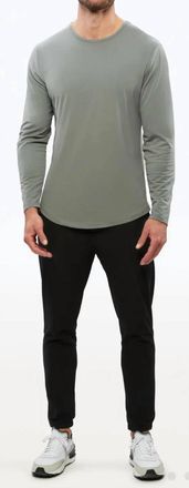 Cuts Ao Long Sleeve Curve-Hem Tee In Sage