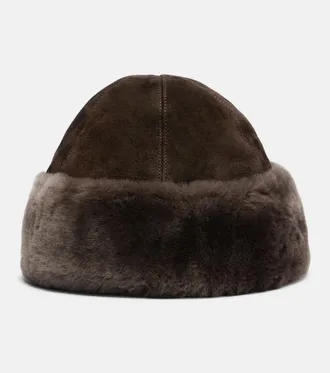 Nour Hammour Cappello Toki in suede e shearling