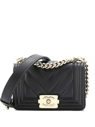 Chanel Boy Flap Bag Chevron Lambskin Mini shoulder bag - Nero