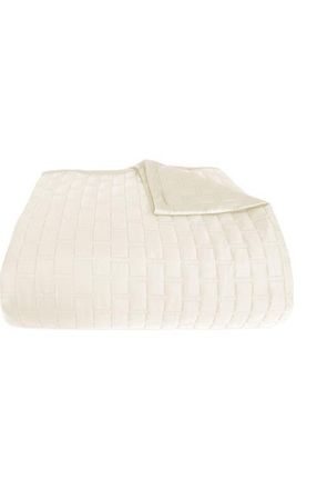 BedVoyage Luxury 100% Viscose Cooling Quilted Brick Coverlet in Ivory at Nordstrom, Size King