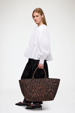 Ganni Autumn Maple Tote XXL in Gradient Red Leopard