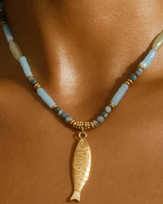 Ellie Vail Womens Akira Beaded Fish Pendant Necklace In Gold