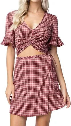 Honey Punch Picture Perfect Mini Dress In Red