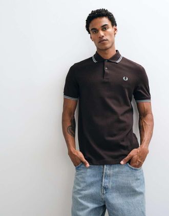 Fred Perry polo shirt a maniche corte con logo e profilo a doppia riga marrone
