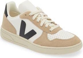 Veja V-10 Sneaker in Extra-White Black Sahara at Nordstrom Rack, Size 35