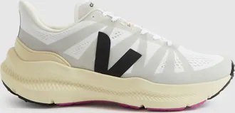 Veja Mesh Running Trainers, White & black, 9Eu