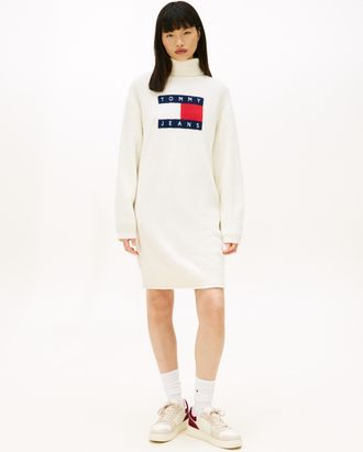 Tommy Jeans Strickkleid TOMMY JEANS TJW TURTLENECK FLAG DRESS EXT, Damen, Gr. 4XL (48), N-Gr, ancient wei&szlig;, Strick, Obermaterial: 53% Polyester, 38% Nylon, 9% Wol