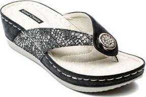 GC SHOES Dafni Snakeskin Embossed Wedge Sandal in Black at Nordstrom Rack, Size 6.5