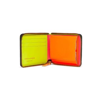 Comme Des Gar&ccedil;ons Pink Leather Wallet - Pink