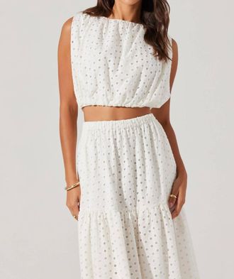 Astr Womens Nalley Eyelet Top In White