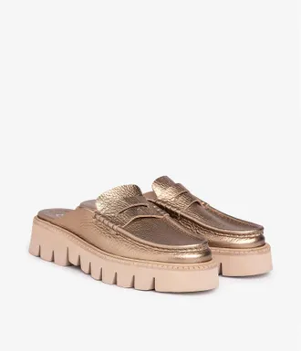 Pedro Garcia Metallic leather assymetrical mule | Savy | Spring Summer 25 | PEDRO G