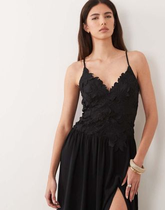 Abercrombie & Fitch Vestito lungo svasato in pizzo nero