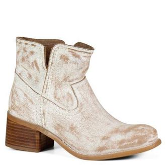 Diba WALNUT GROVE Distressed Leather Pull-On Western Bootie in White at Nordstrom, Size 7.5