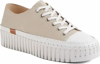 Django & Juliette Womens Baselo Platform Sneaker In White-Almond Sole Leather