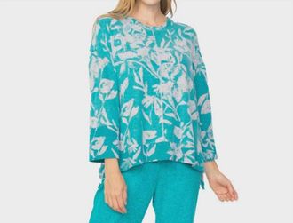 Habitat Soft Fleece Floral Boxy Crew Top In Lake
