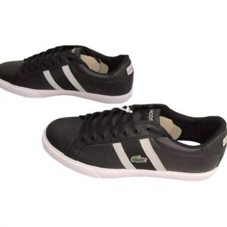 Lacoste Womens Grad Vulc 120 Casual Flat Low-Rise Sneakers In Black, White
