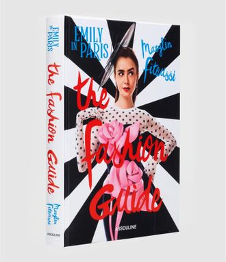 ASSOULINE Livre Emily In Paris, The Fashion guide