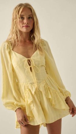 Promesa Gabi Ruffle Romper In Misted Yellow