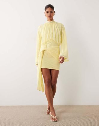 Asos Vestito corto a campana accollato in chiffon elasticizzato giallo limone