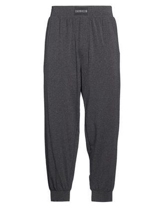 Calvin Klein HOSEN & R&Ouml;CKE - Hosen auf YOOX.COM