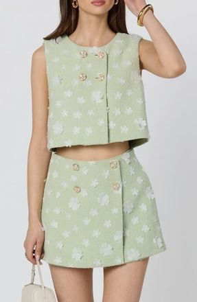 ASTR the Label Janell Floral Appliqu&eacute; Vest in Mint at Nordstrom, Size X-Small
