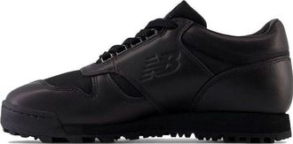 New Balance Rainier Low Triple Black UALGSBBB