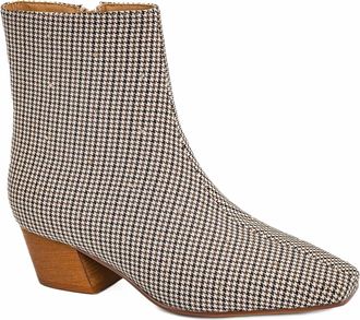 Corkys Footwear Womens Such A Tease Boot In Houndstooth