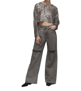 In The Mood For Love Alexandra Leo Super Crop In Silver