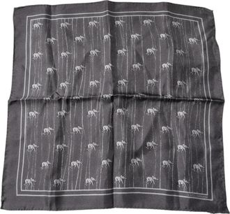 Dolce & Gabbana Elephant Fantasy Handkerchief Sjaal - Heren - Accessoires - Bruin - ONE Size - Accessoires