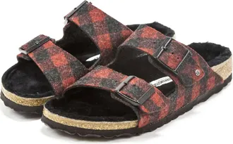 Birkenstock Womens Arizona Rivet Wool Felt Sandals In Plaid Red
