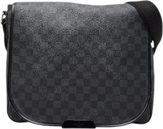 Louis Vuitton Pre-owned Cross Body Bags, male, Black, Size: ONE SIZE Pre-owned Daniel MM Damier Graphite Shoulder Bag