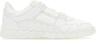 Valentino Garavani Freedots Low-Top Sneaker - Heren - Sneakers - Wit - 45 EU - Leer - Schoenen