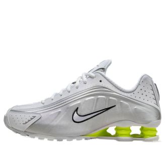 Nike (WMNS) Nike Shox R4 White Metallic Silver AR3565-102