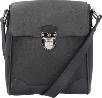 Louis Vuitton Black Taiga Leather Leather Shoulder Bag (Pre-Owned)