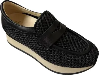 Softwaves Womens Caela Loafer In Black