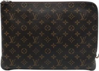 Louis Vuitton Pre-owned Clutches, female, Brown, Size: ONE SIZE Pre-owned Etui Voyage MM