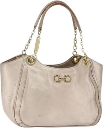 Ferragamo Pre-owned Shoulder Bags, female, Beige, Size: ONE SIZE Pre-owned Leather Shoulder Bag