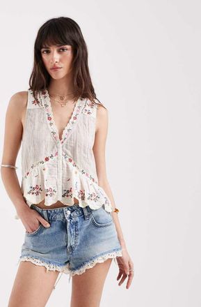 Free People Cali - Pantaloncini di jeans blu con dettagli in pizzo