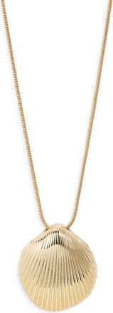 Nordstrom Scallop Shell Pendant Necklace in Gold at Nordstrom