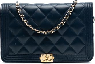 Chanel Tweedekans Gequilted Lamsleer Boy Wallet On Chain