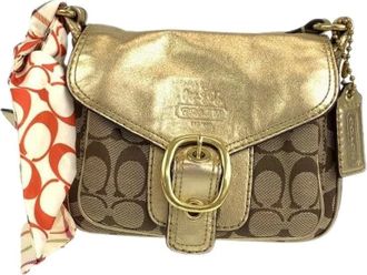 Coach Pre-owned Shoulder Bags, female, Beige, Size: ONE SIZE Pre-owned Canvas shoulder-bags