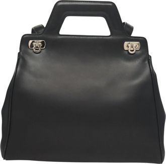 Ferragamo Wanda Black Leather Handbag (Pre-Owned)