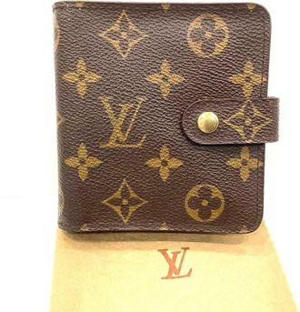 Louis Vuitton Monogram Monogram Pvc Wallet (Bi-Fold) (Pre-Owned)