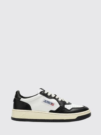 Autry Medalist Low Sneakers in Calf Leather with Perforated Toe