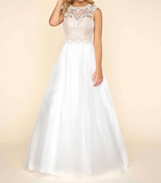 Mac Duggal Lace And Tulle Ball Gown In Ivory/nude