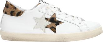 2Star Witte leren sneaker met bruine luipaardprint details - Dames - Sneakers - Wit - 36 EU - Leer - Schoenen