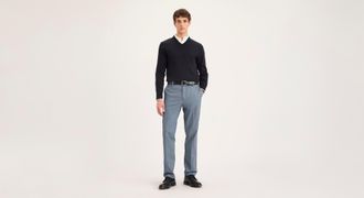 Dockers Signature Iron Free Khakis, Slim Fit with Stain Defender