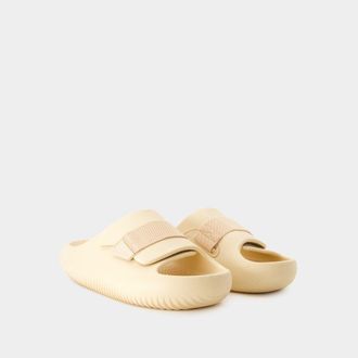 Crocs Mellow Luxe Herstelsandalen - Crocs - Thermoplastisch - Bruin