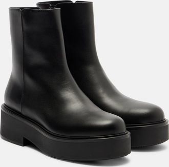 Gianvito Rossi Stivaletti Hiro in pelle con plateau