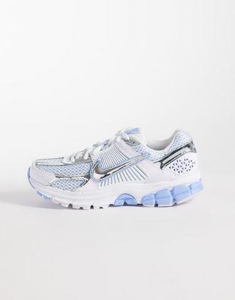 Nike Zoom Vomero 5 sneakers in argento metallizzato e blu-Oro